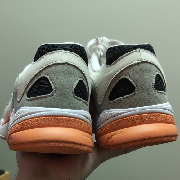 Adidas Cream Sneakers with Pink and Orange Highlights - Picture 3 of 7